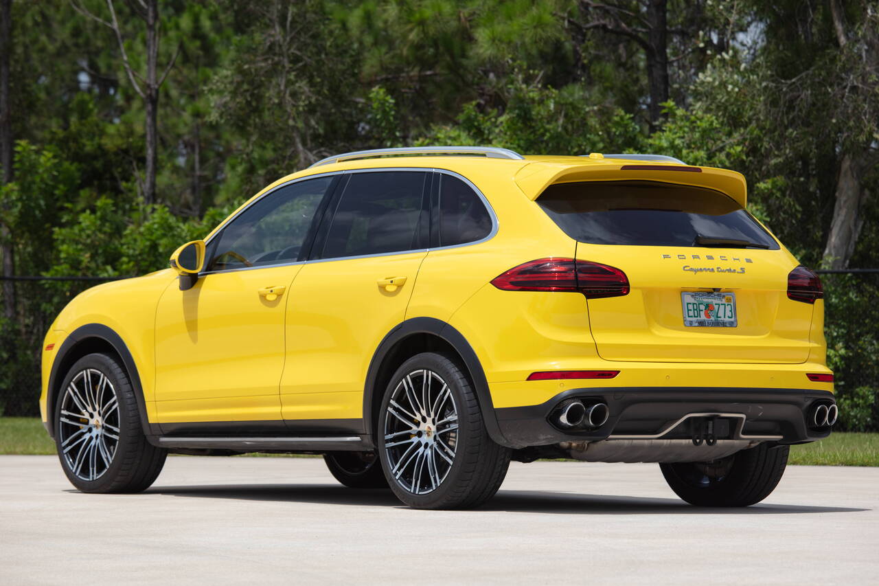 2016 Porsche Cayenne Turbo S