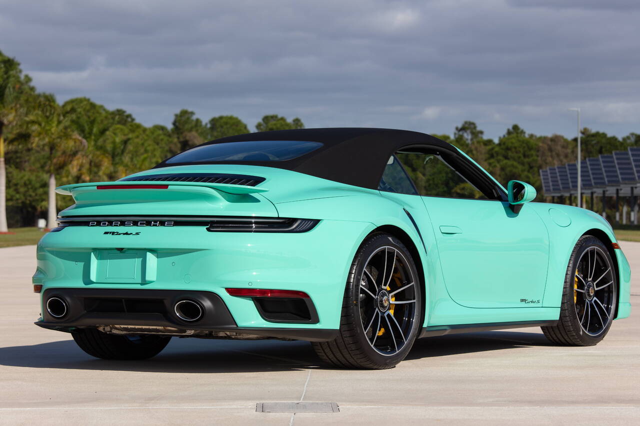 2021 Porsche 911 Turbo S Cabriolet