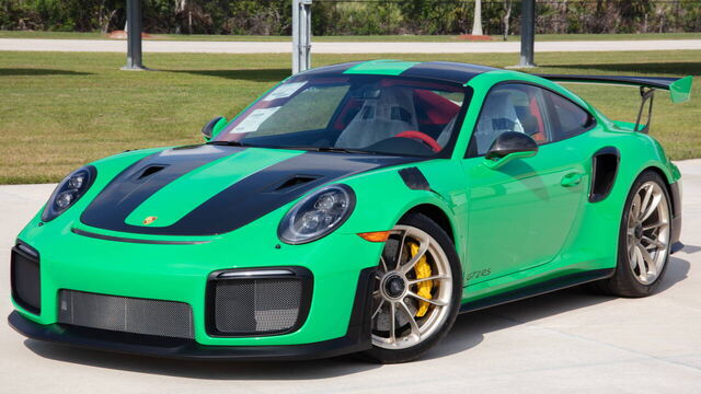 2019 Porsche 911 GT2RS 