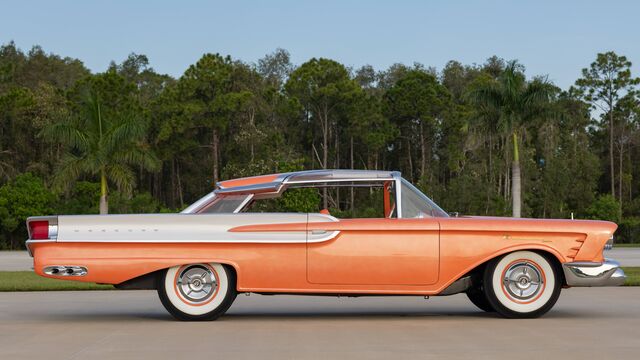 1956 Mercury XM Turnpike Cruiser Concept Car