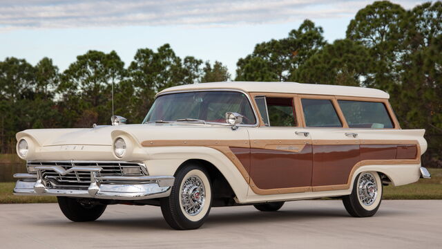 1957 Ford Fairlane Country Squire