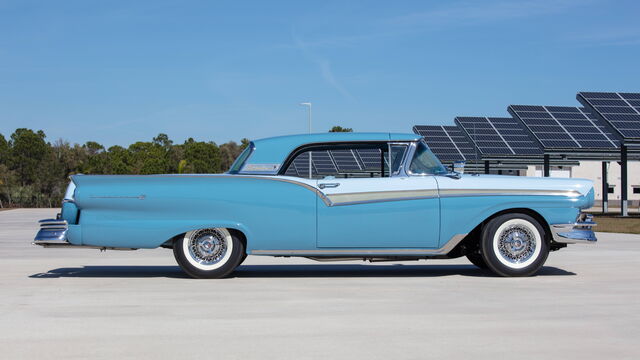 1957 Ford Fairlane Skyliner Retractable