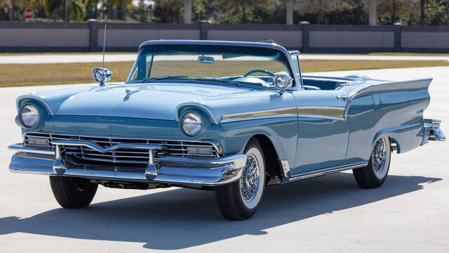 1957 Ford Fairlane Skyliner Retractable