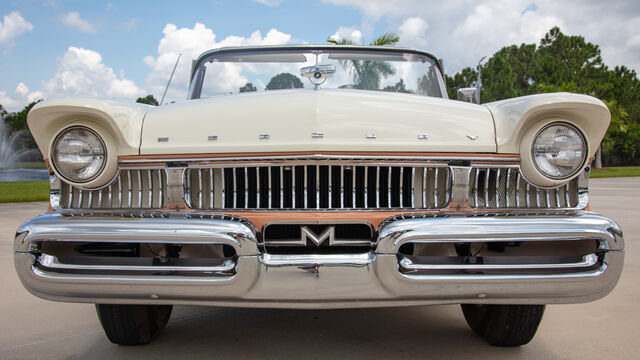 1957 Mercury Monterey