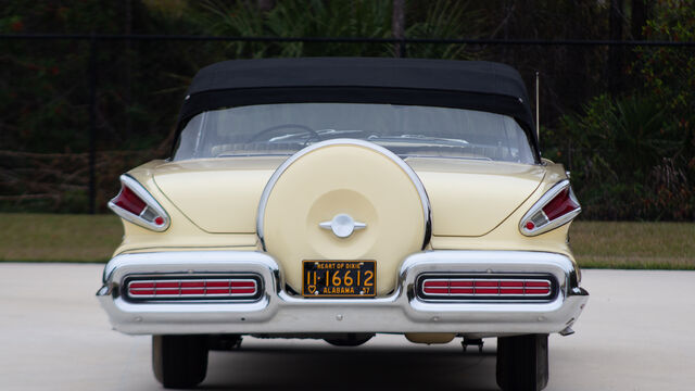 1957 Mercury Turnpike Cruiser Indy Pace Car