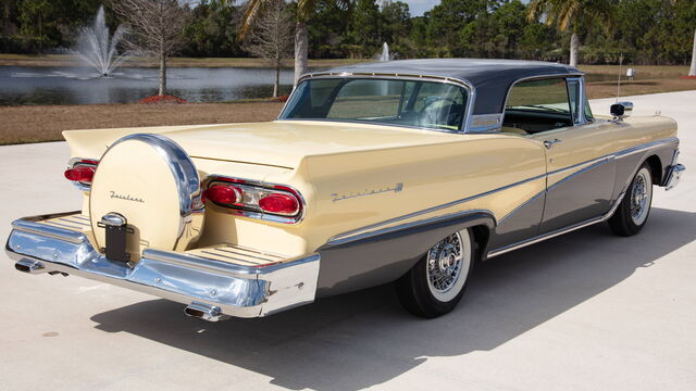 1958 Ford Fairlane Skyliner Retractable