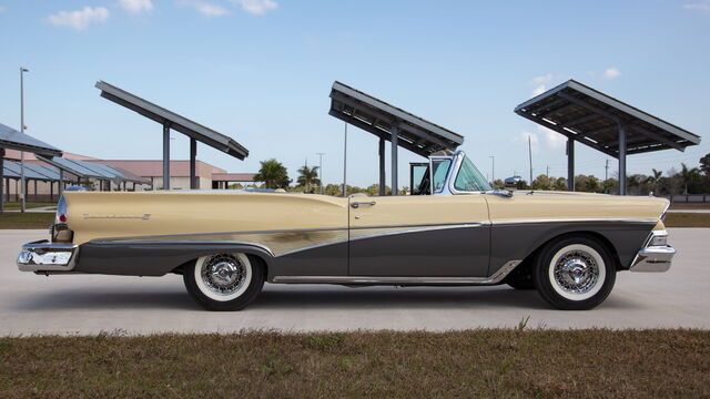 1958 Ford Fairlane Skyliner Retractable