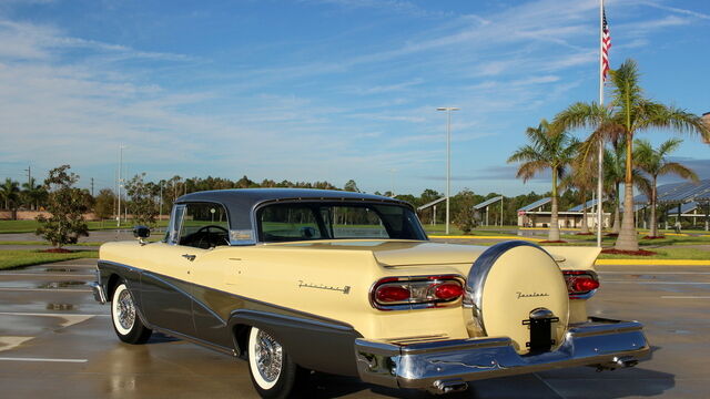 1958 Ford Fairlane Skyliner Retractable