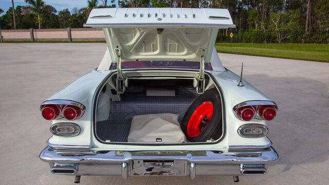 1958 Pontiac Bonneville Pace Car