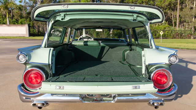 1959 Ford County Sedan Wagon