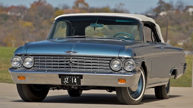 1962 Ford Galaxie 500 XL Sunliner