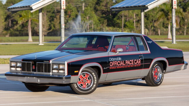 1977 Oldsmobile Delta 88 Indy Pace Car