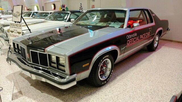 1977 Oldsmobile Delta 88 Indy Pace Car