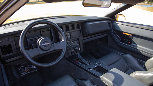 1986 Chevrolet Corvette Indy Pace Car