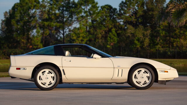 1988 Chevrolet Corvette 35th Anniversary