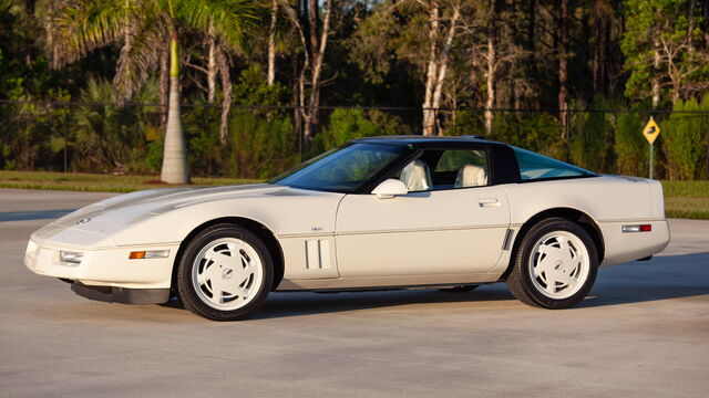 1988 Chevrolet Corvette 35th Anniversary