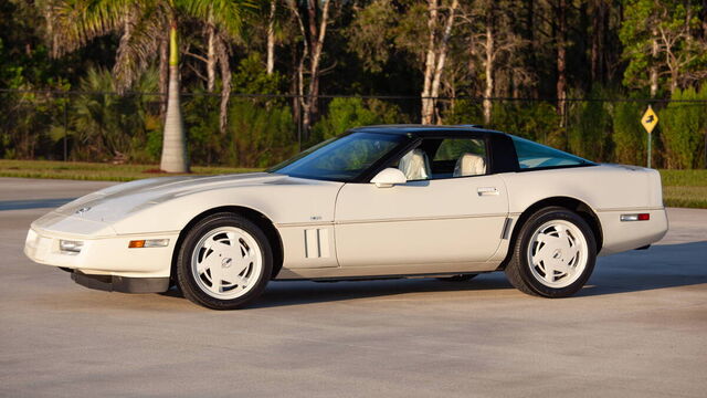 1988 Chevrolet Corvette 35th Anniversary