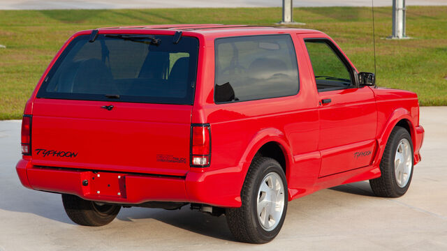 1993 GMC Typhoon SUV