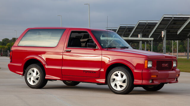 1993 GMC Typhoon SUV