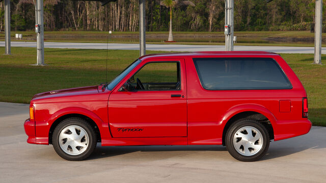 1993 GMC Typhoon SUV