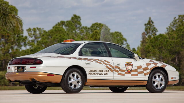 1997 Oldsmobile Aurora Indy Pace Car