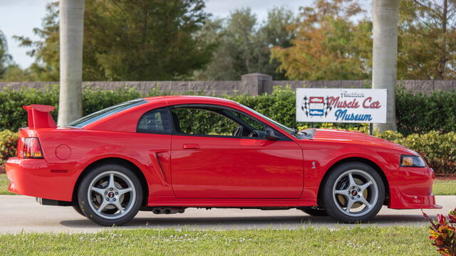 2000 Ford Mustang SVT Cobra R