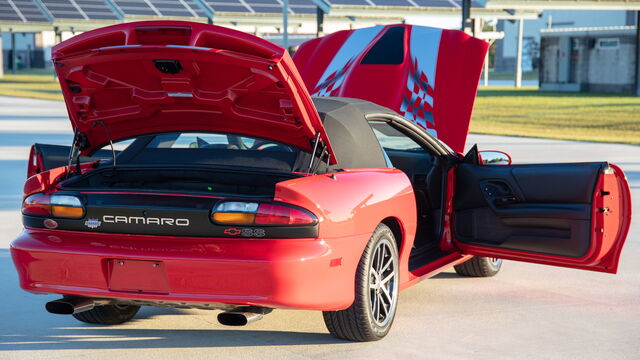 2002 Chevrolet Camaro Z28 35th Anniversary GMMG