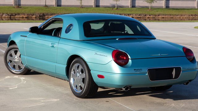 2002 Ford Thunderbird