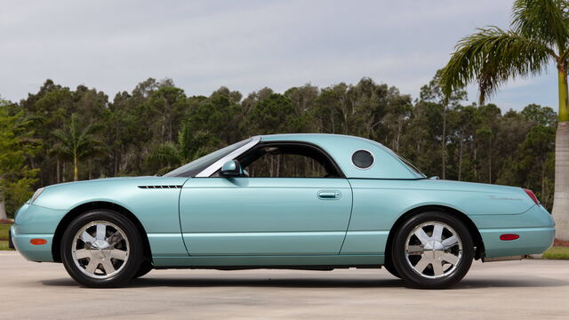 2002 Ford Thunderbird