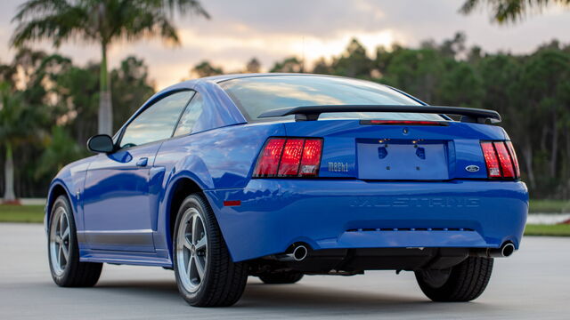 2003 Ford Mustang Mach 1