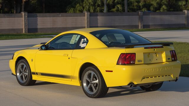 2003 Ford Mustang Mach 1