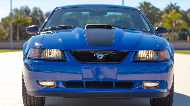 2003 Ford Mustang Mach 1