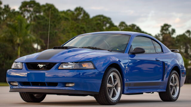 2003 Ford Mustang Mach 1