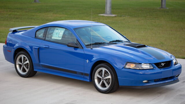 2003 Ford Mustang Mach 1