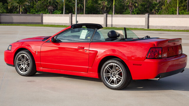 2003 Ford Mustang SVT Cobra 10th Anniversary