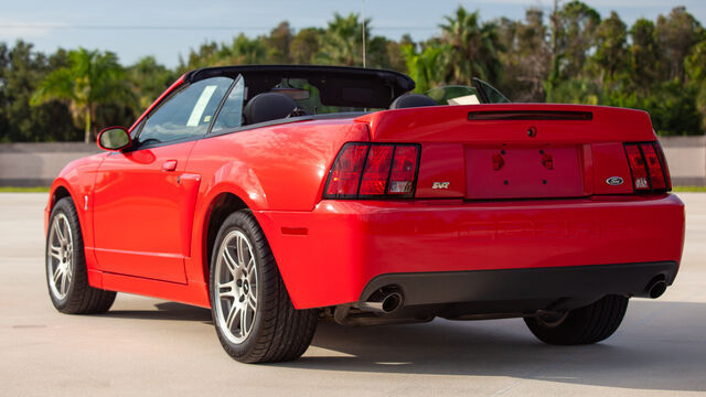 2003 Ford Mustang SVT Cobra 10th Anniversary