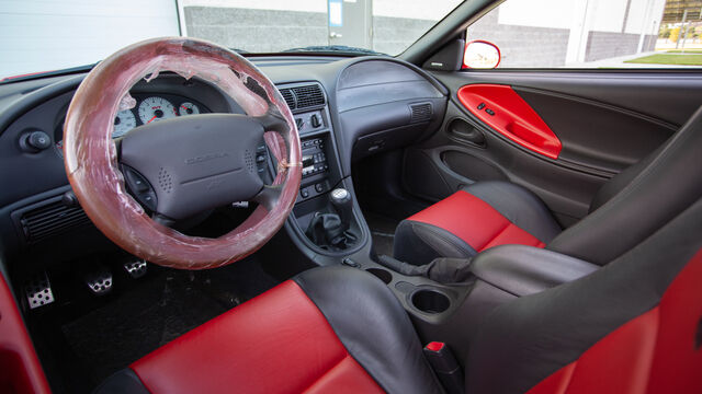 2003 Ford Mustang SVT Cobra 10th Anniversary