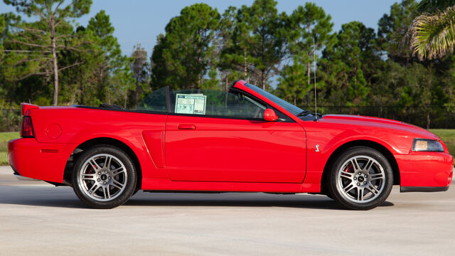 2003 Ford Mustang SVT Cobra 10th Anniversary