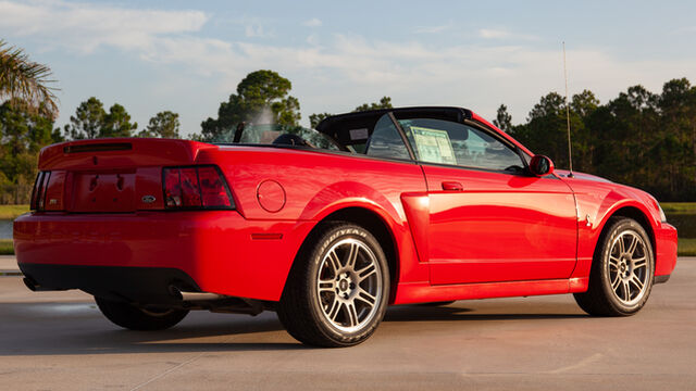 2003 Ford Mustang SVT Cobra 10th Anniversary