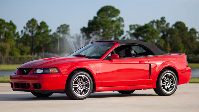 2003 Ford Mustang SVT Cobra 10th Anniversary