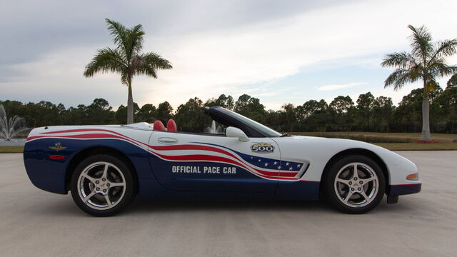 2004 Chevrolet Corvette Indy Pace Car