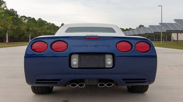 2004 Chevrolet Corvette Indy Pace Car