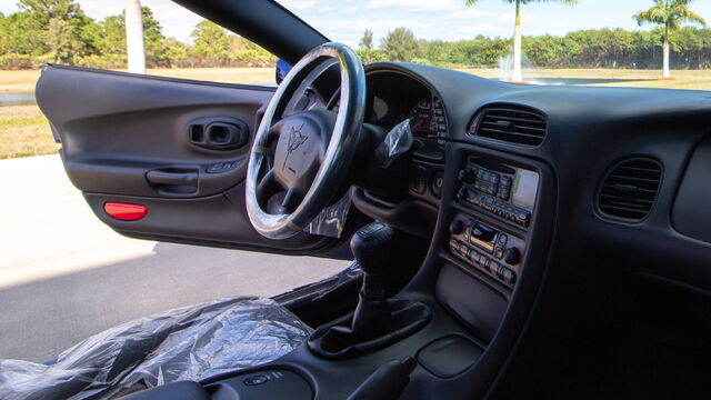 2004 Chevrolet Corvette Z06/Z16 Commemorative Edition