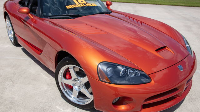 2005 Dodge Viper SRT-10 Copperhead Edition