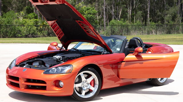 2005 Dodge Viper SRT-10 Copperhead Edition