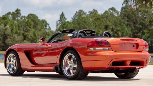 2005 Dodge Viper SRT-10 Copperhead Edition