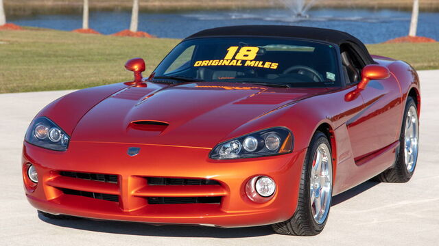 2005 Dodge Viper SRT-10 Copperhead Edition