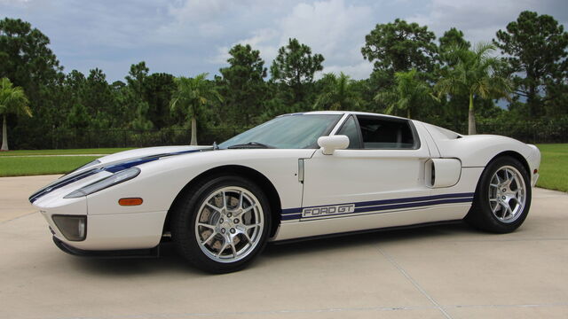 2005 Ford GT