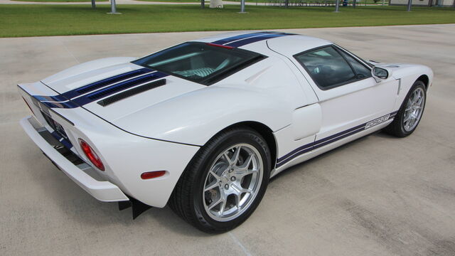 2005 Ford GT