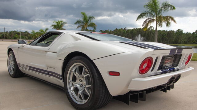 2005 Ford GT